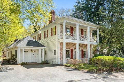 25 Westfield St, Dedham, MA 02026 photo 2
