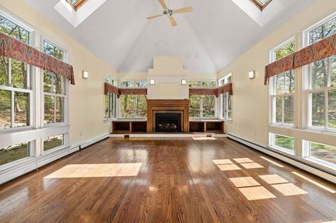 25 Westfield St, Dedham, MA 02026 photo 4