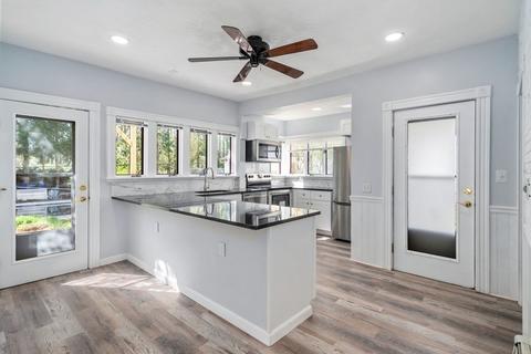 21 Elm St, Webster, MA 01570 photo 7