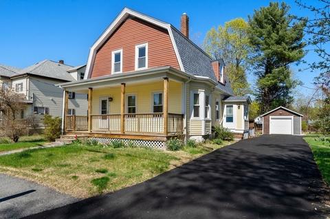 9 Woodlawn St, Taunton, MA 02718
