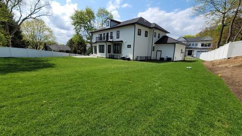 24 Hill St, Needham, MA 02494 photo 4