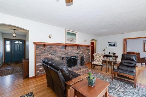 27 Tradewind Dr, Mashpee, MA 02649 photo 13
