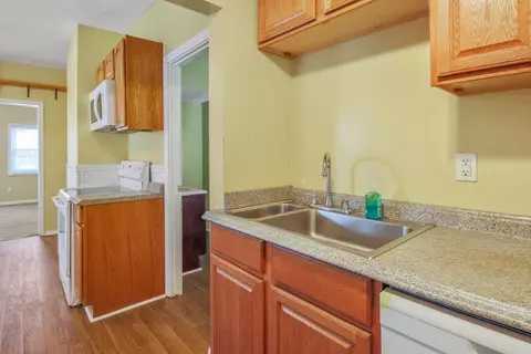 3 Lyman St, Worcester, MA 01603 photo 14