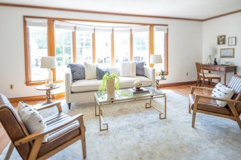 422 Summer Ave, Reading, MA 01867 photo 8