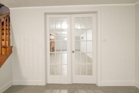 422 Summer Ave, Reading, MA 01867 photo 21