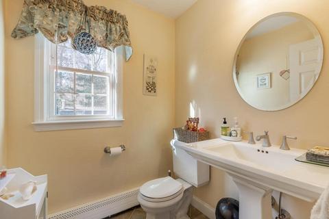 6 Sarah Ln, Maynard, MA 01754 photo 13