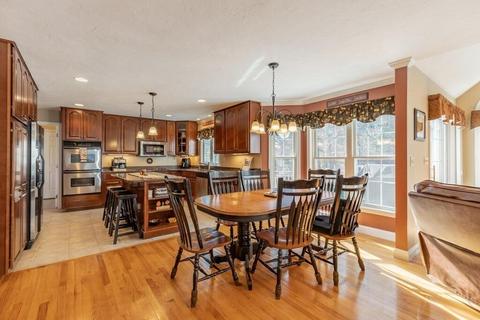 6 Sarah Ln, Maynard, MA 01754 photo 6
