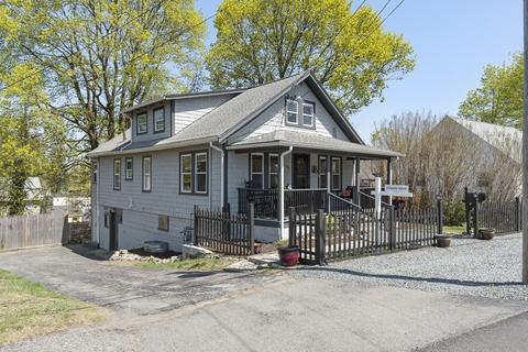 98 Summit St, Weymouth, MA 02188