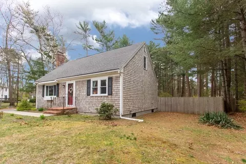 22 Windsor Dr, Wareham, MA 02571 photo 6