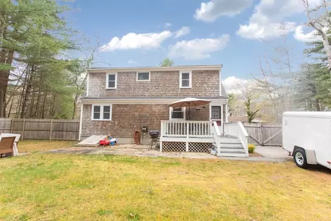 22 Windsor Dr, Wareham, MA 02571 photo 5