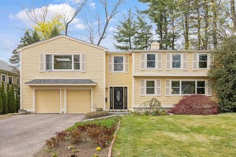 16 Dee Rd, Lexington, MA 02420