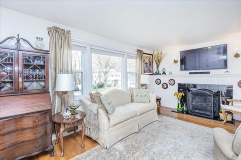 62 Chickering Rd, Dedham, MA 02026 photo 6