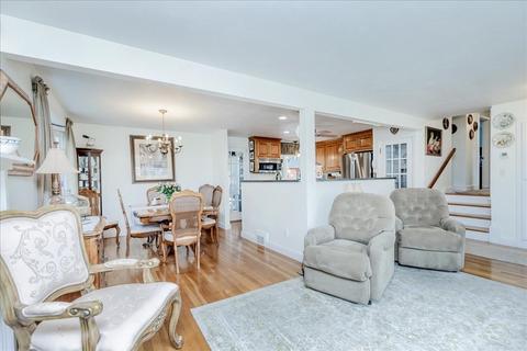 62 Chickering Rd, Dedham, MA 02026 photo 9