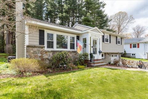 62 Chickering Rd, Dedham, MA 02026 photo 2