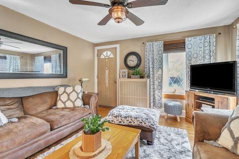 382 El Paso St, Springfield, MA 01104 photo 6