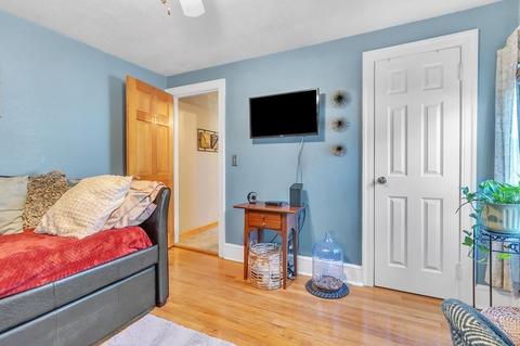 382 El Paso St, Springfield, MA 01104 photo 11