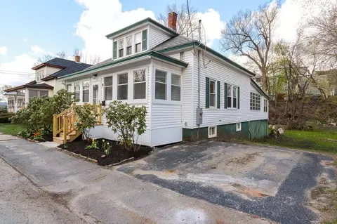 72 Monadnock St, Gardner, MA 01440 photo 4