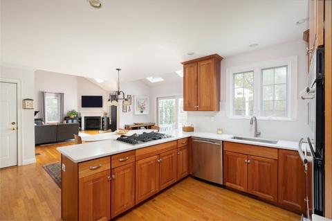 15 Gerber Cir, Needham, MA 02494 photo 7
