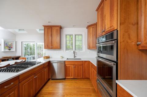 15 Gerber Cir, Needham, MA 02494 photo 8