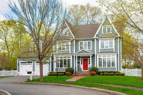 15 Gerber Cir, Needham, MA 02494