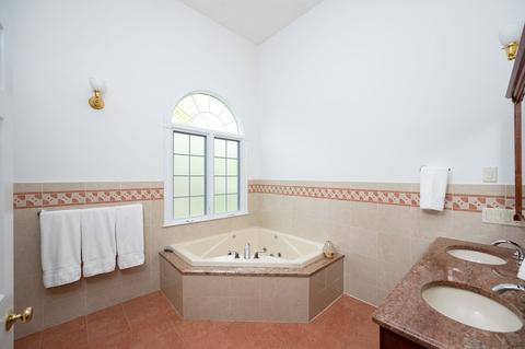 15 Gerber Cir, Needham, MA 02494 photo 28