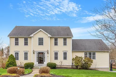 3 William Cir, Rutland, MA 01543