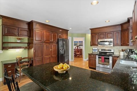 21 Bridle Path, Walpole, MA 02081 photo 10