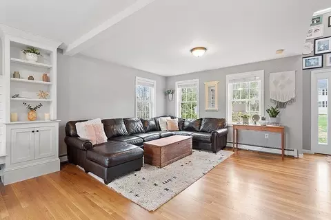 6 Monroe Dr, Ashburnham, MA 01430 photo 3