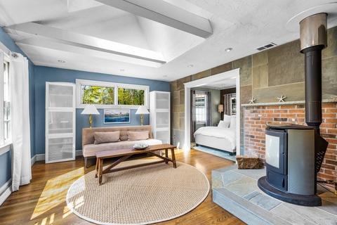 1 Whitehorse Rd, Hingham, MA 02043 photo 4