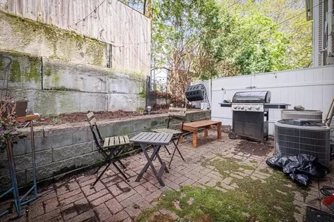 36 Johnson St, Worcester, MA 01604 photo 19
