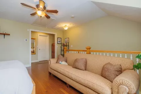 36 Johnson St, Worcester, MA 01604 photo 14