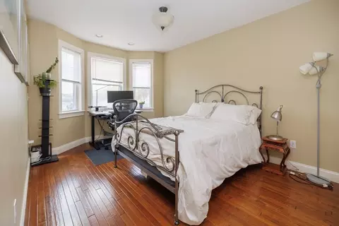 36 Johnson St, Worcester, MA 01604 photo 16