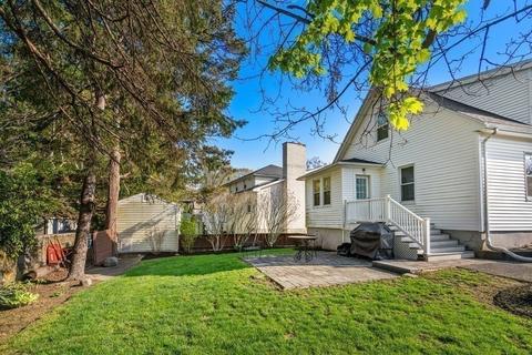 38 Beech St, Dedham, MA 02026 photo 21