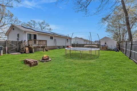 242 Gilbert Ave, Springfield, MA 01119 photo 5