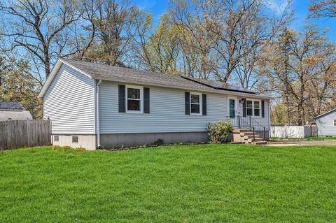242 Gilbert Ave, Springfield, MA 01119 photo 2