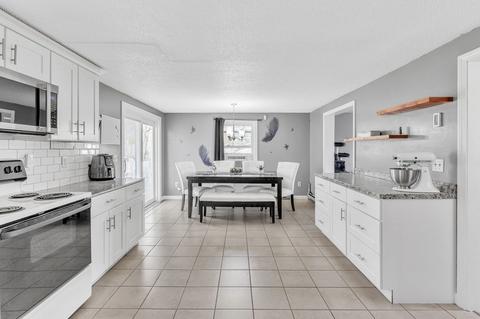 242 Gilbert Ave, Springfield, MA 01119 photo 11