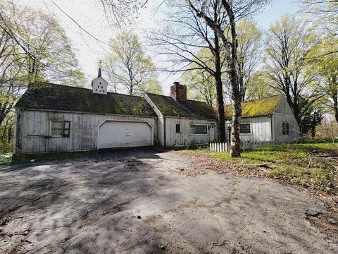 106 Wilson Rd, Leyden, MA 01337