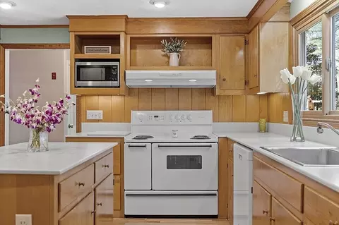 13 Eldridge Rd, Harvard, MA 01451 photo 14