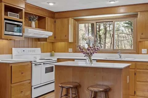 13 Eldridge Rd, Harvard, MA 01451 photo 12