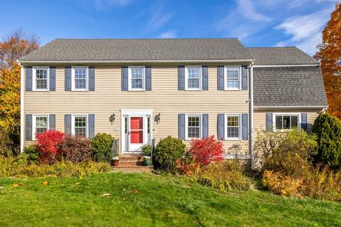 93 Birch Hill Rd, Stow, MA 01775