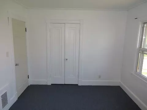 423-425 Eastern Ave, Springfield, MA 01109 photo 9