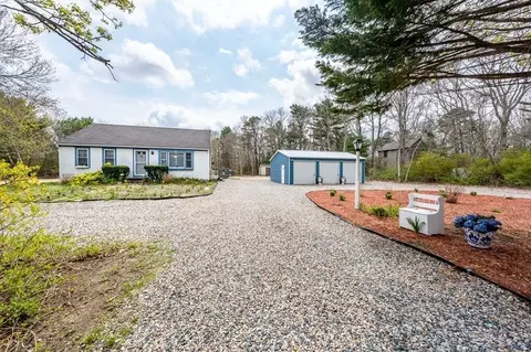 1 Pony Ln, Sandwich, MA 02644