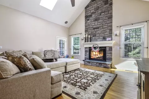 13 Dutchess Rd, Franklin, MA 02038 photo 6