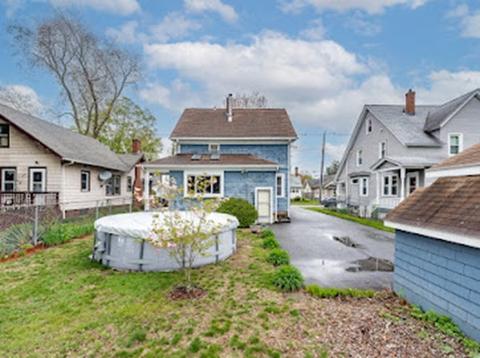 66 Sunapee St, Springfield, MA 01108 photo 8