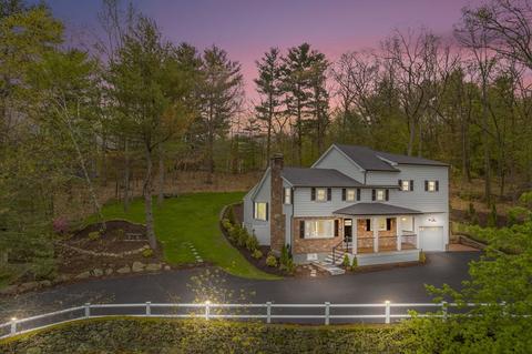 32 West St # r, Natick, MA 01760