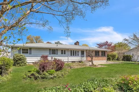 25 Hyde Ave, Chicopee, MA 01020 photo 41