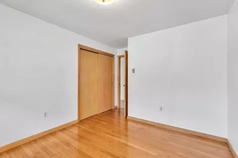 25 Hyde Ave, Chicopee, MA 01020 photo 21
