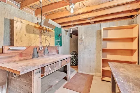25 Hyde Ave, Chicopee, MA 01020 photo 35