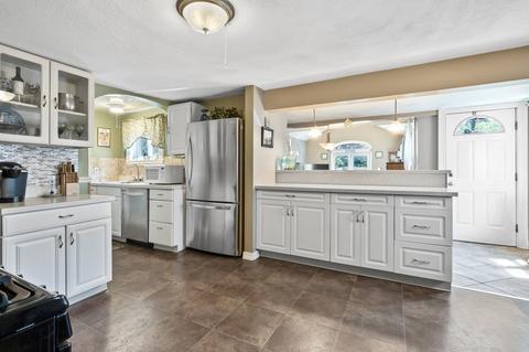 17 Mill St, Danvers, MA 01923 photo 11