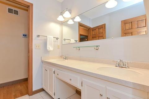 54 Audubon Rd, Reading, MA 01867 photo 21